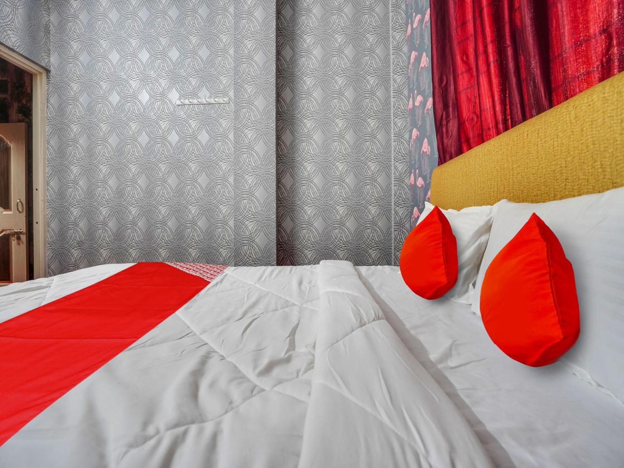 Hotel Royal Villa Inn Sakardara Bagian luar foto