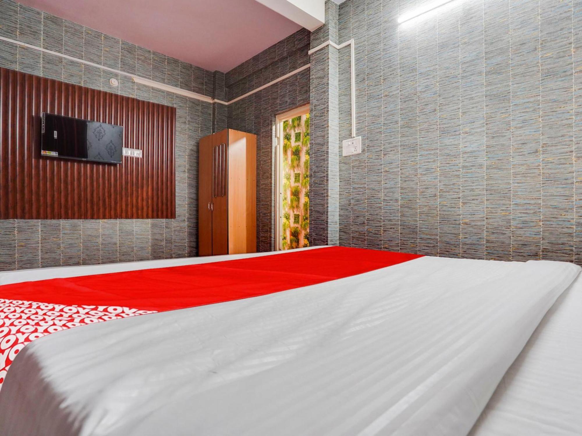 Hotel Royal Villa Inn Sakardara Bagian luar foto