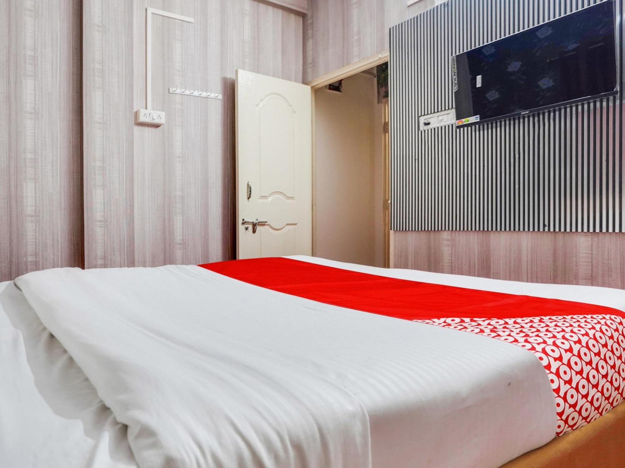 Hotel Royal Villa Inn Sakardara Bagian luar foto
