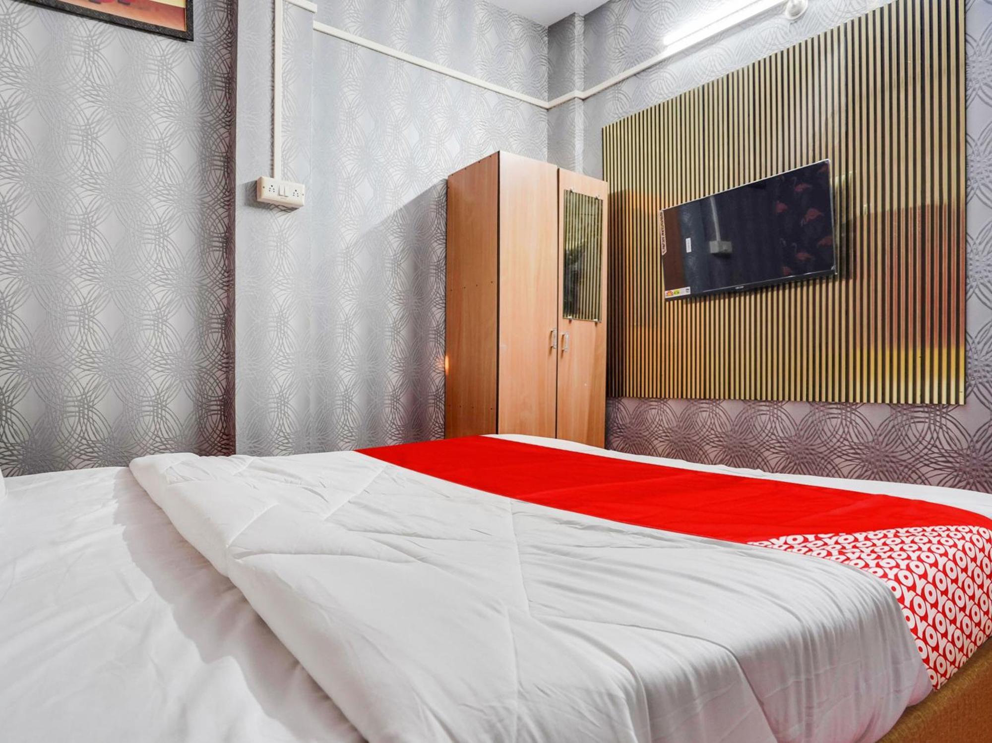 Hotel Royal Villa Inn Sakardara Bagian luar foto