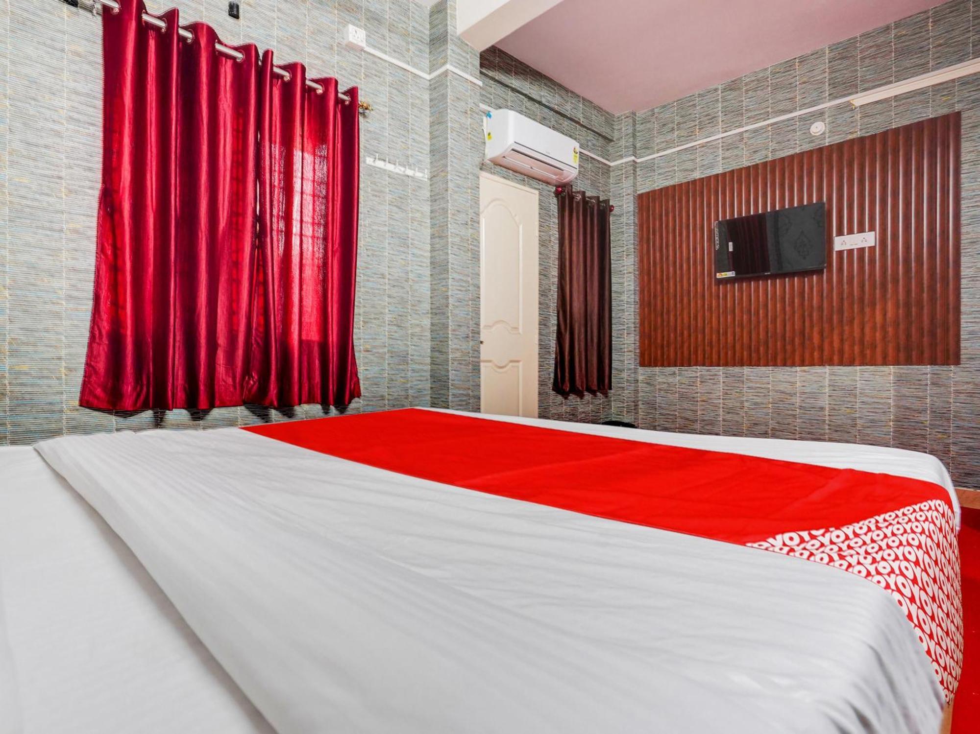 Hotel Royal Villa Inn Sakardara Bagian luar foto